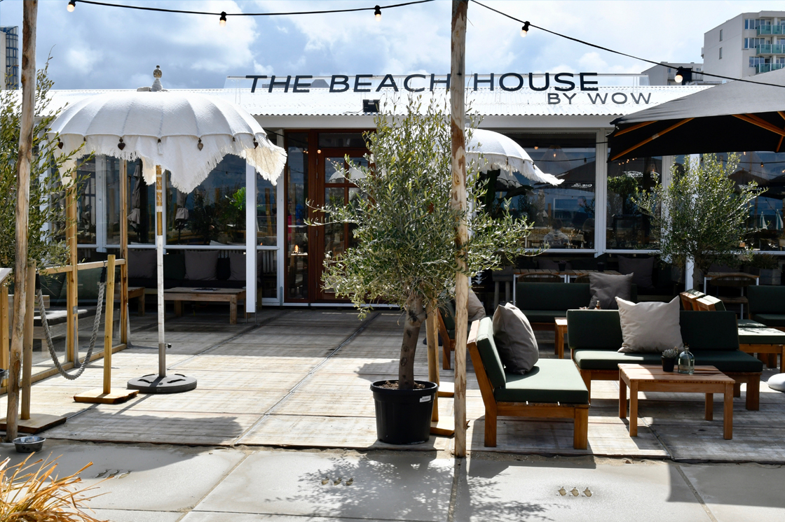 Beach-house-by-wow