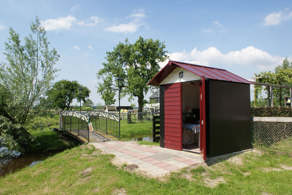 Strandkotje-Rood-Zwart